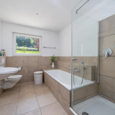 Apartment Seeliebe Und Gartenglueck Bodman-Ludwigshafen
